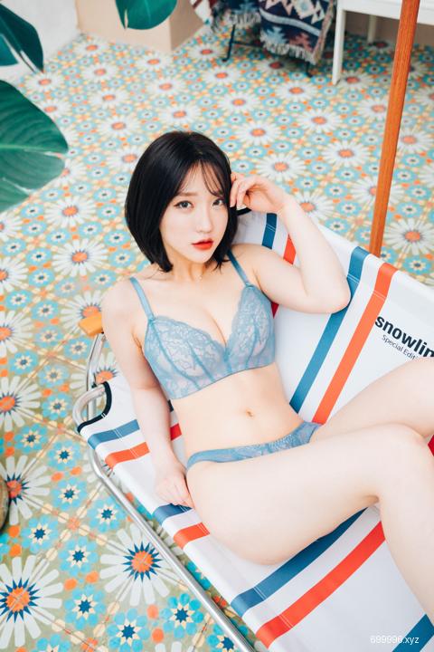 Ye-Eun - Summer Caravan